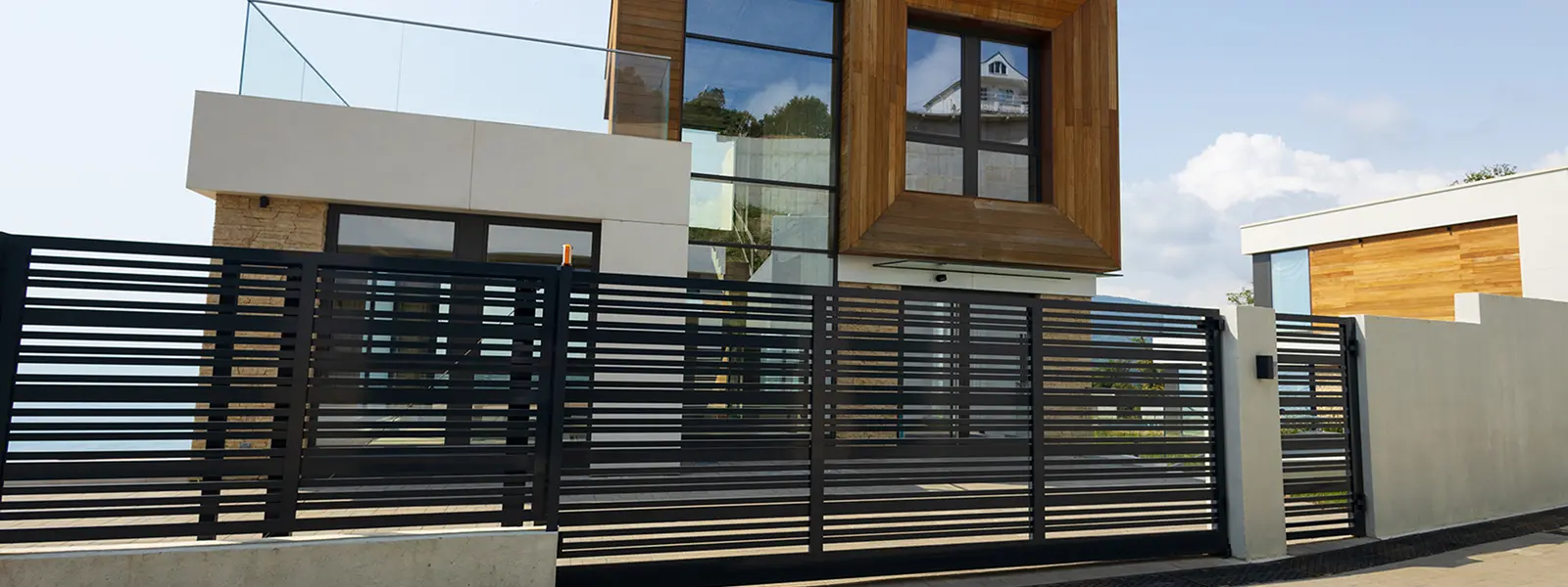 Скидка 10% на въездные ворота, забор и калитку