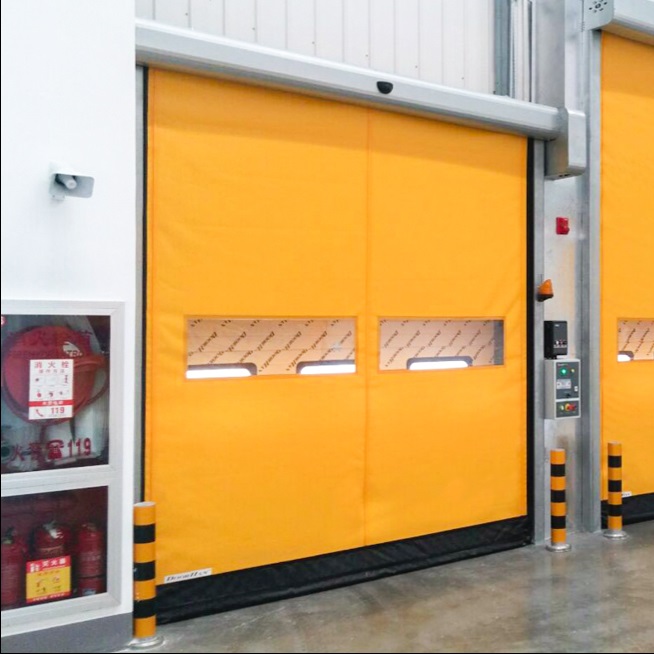 Скоростные рулонные ворота Doorhan серии SPEEDROLL SDI для склада 2500х3000